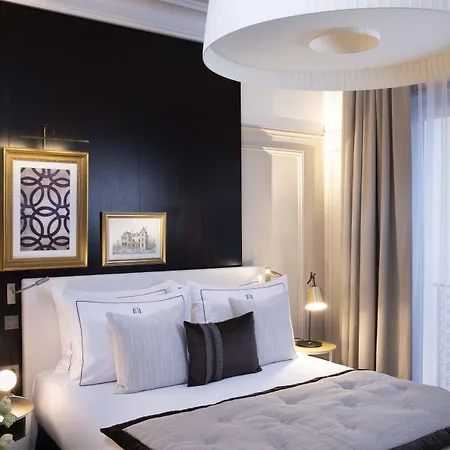 Hotel Le Damantin & Paris